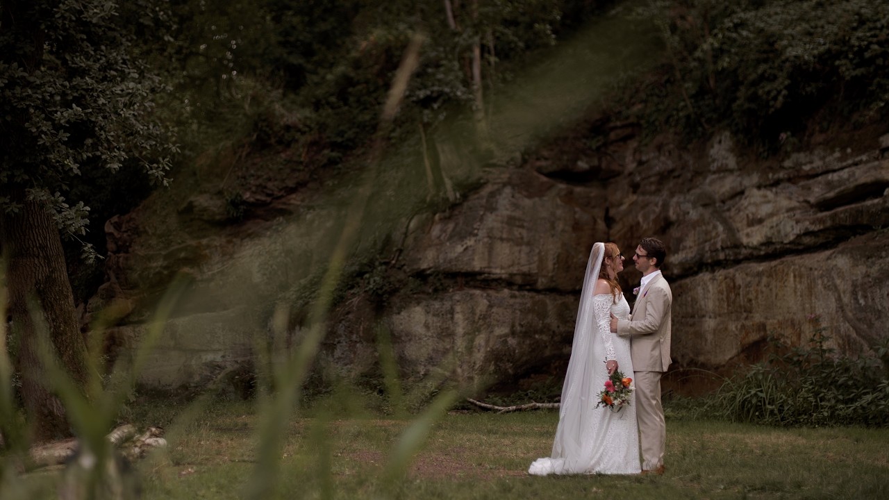 Wildly unique DIY wedding // Guys Cliffe, Warwick // Frankie & Tom