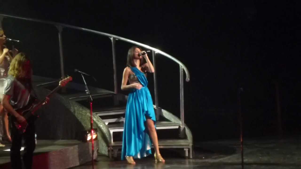 Selena Gomez - My Dilemma - #Winnipeg MTS Center - We Own the Night Tour Live 2011