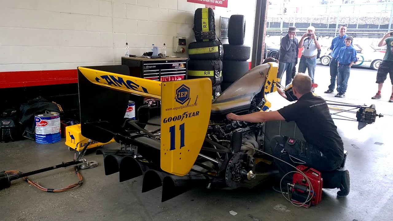 1990 Lotus 102 Lamborghini (Lotus Festival 2015)
