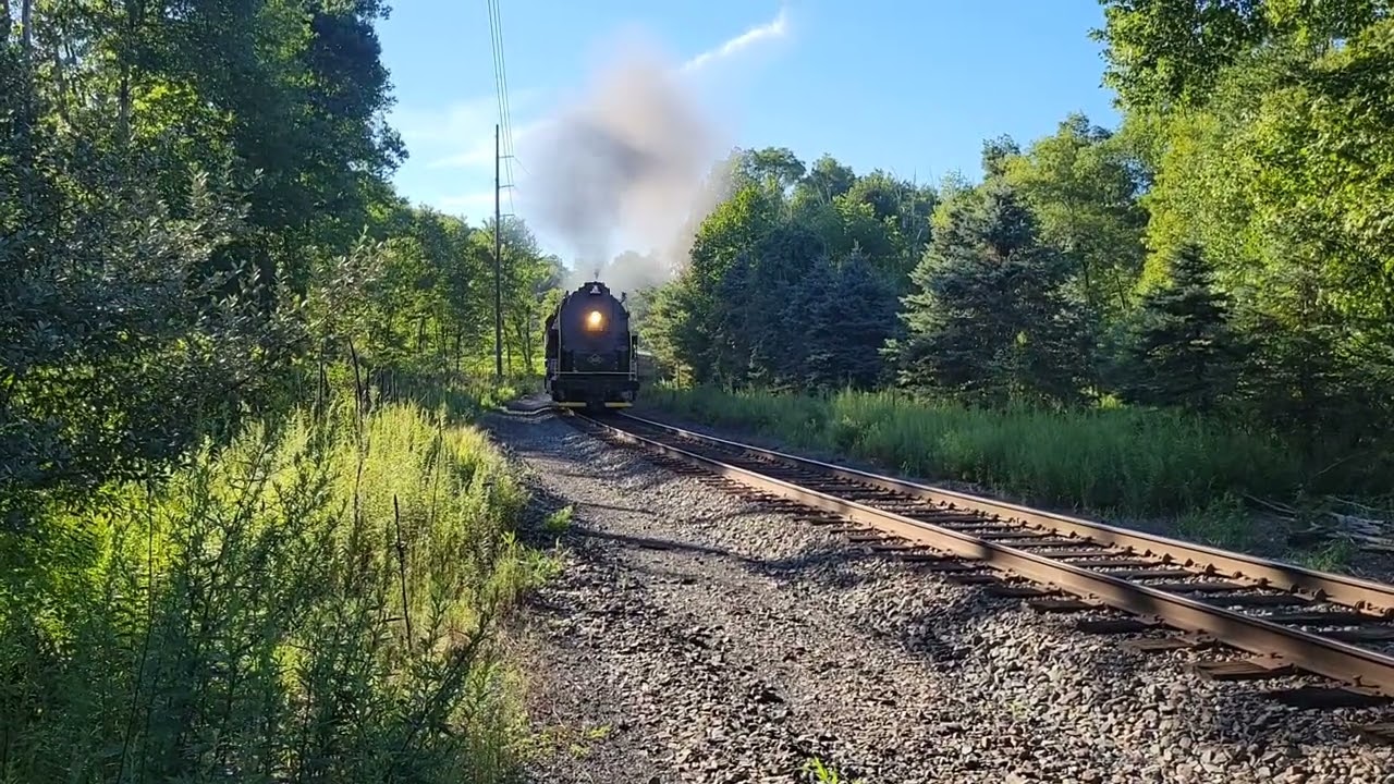 Reading & Northern double head steam! RBMN 2102 RBMN 425