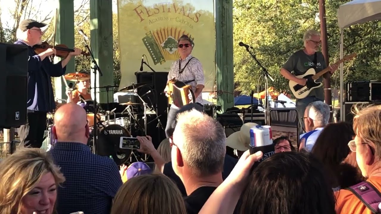 Festivals Acadiens 2022: Steve Riley & The Mamou Playboys - 