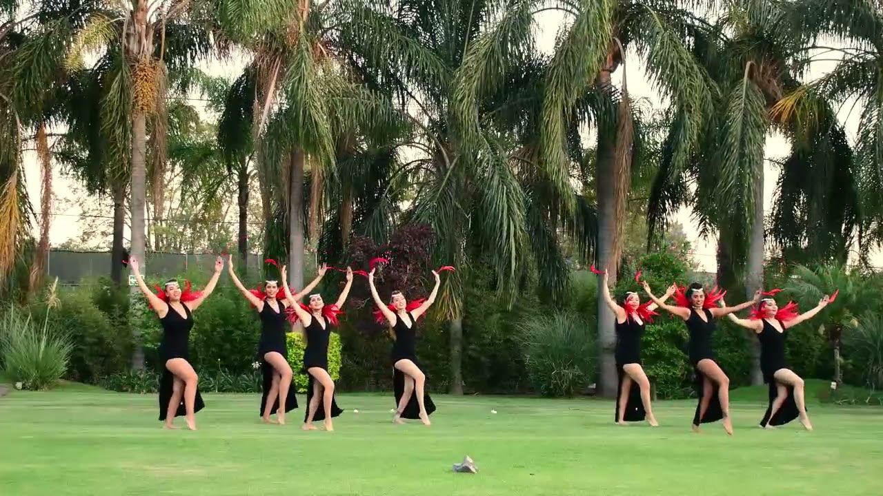 RUAHINE MARAE TURAINA HURA TAHITI
