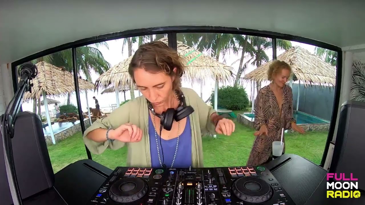 Full Moon Radio | Nilopeech | Koh Phangan | Infinity Beach Set | From deep to techno