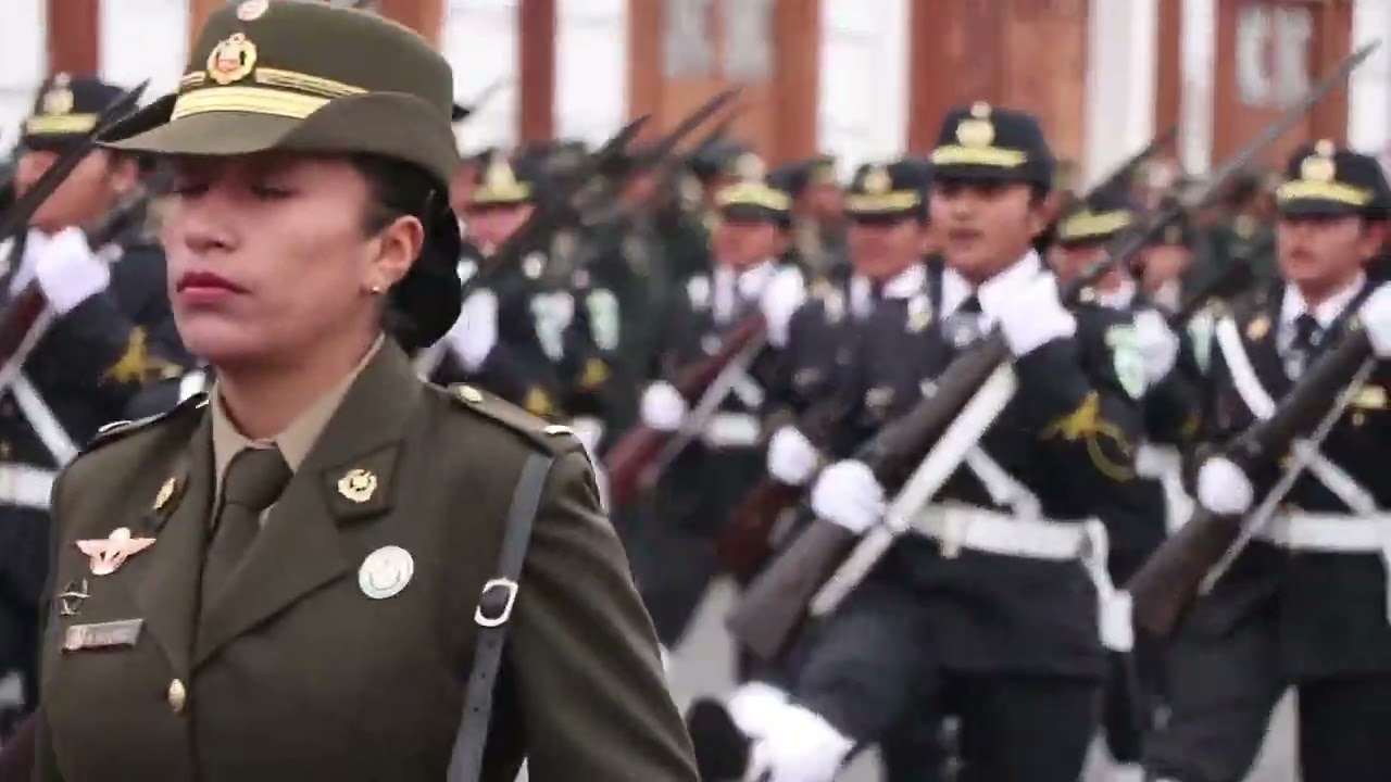 Desfile Institucional-LV Aniversario Colegio Militar  
