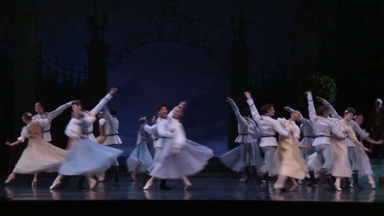 The Australian Ballet SWAN LAKE