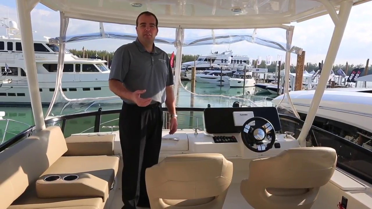 Carver Yachts C40 Command Bridge Walk-through