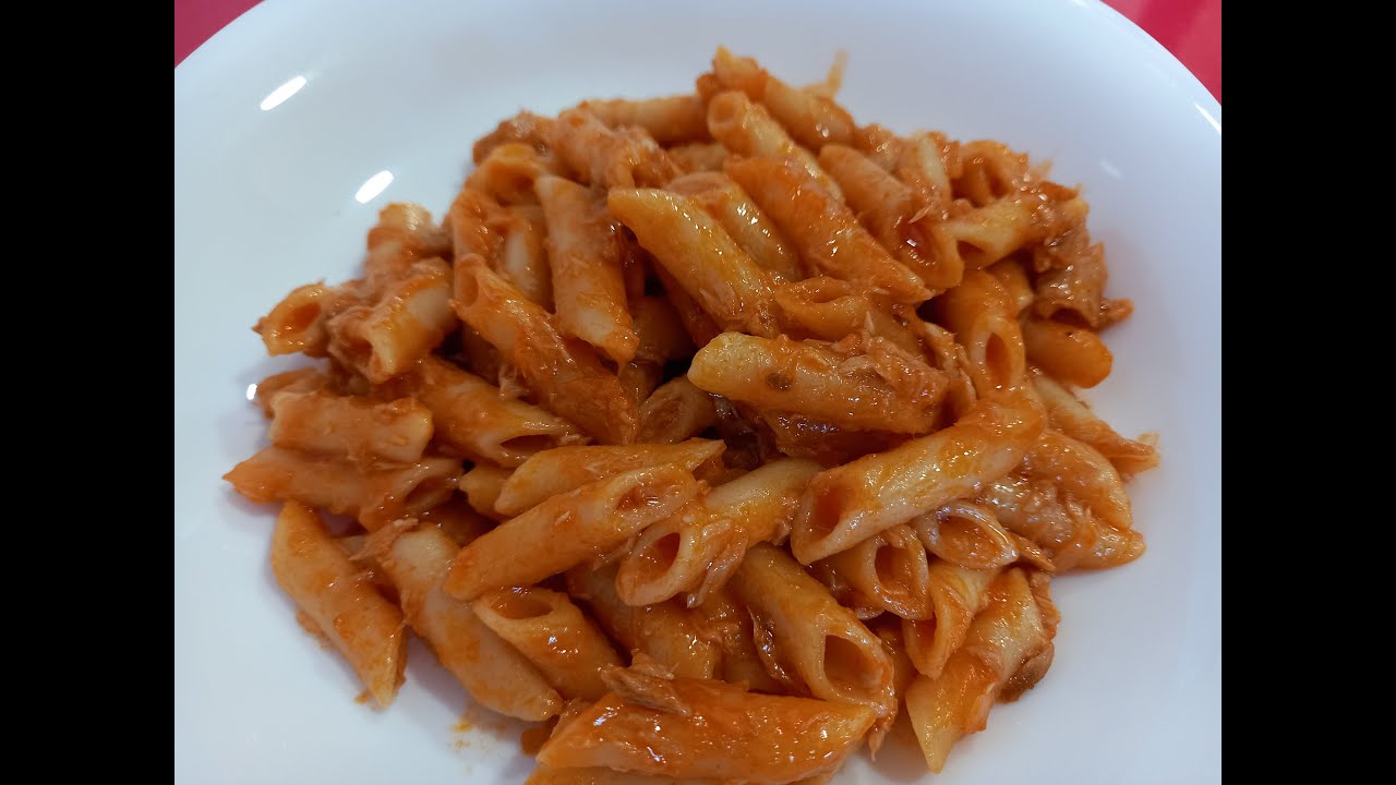Macarrones con atún y tomate **Monsieur cuisine Smart, Connect y Plus**