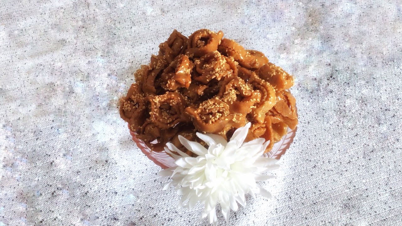 Chebakia sans gluten.  شباكية بدون غلوتين