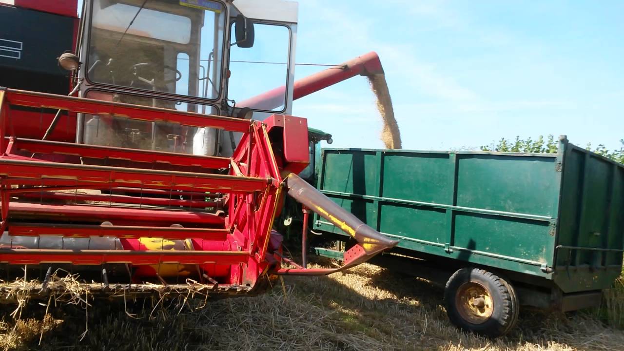 Massey Ferguson 430 combining