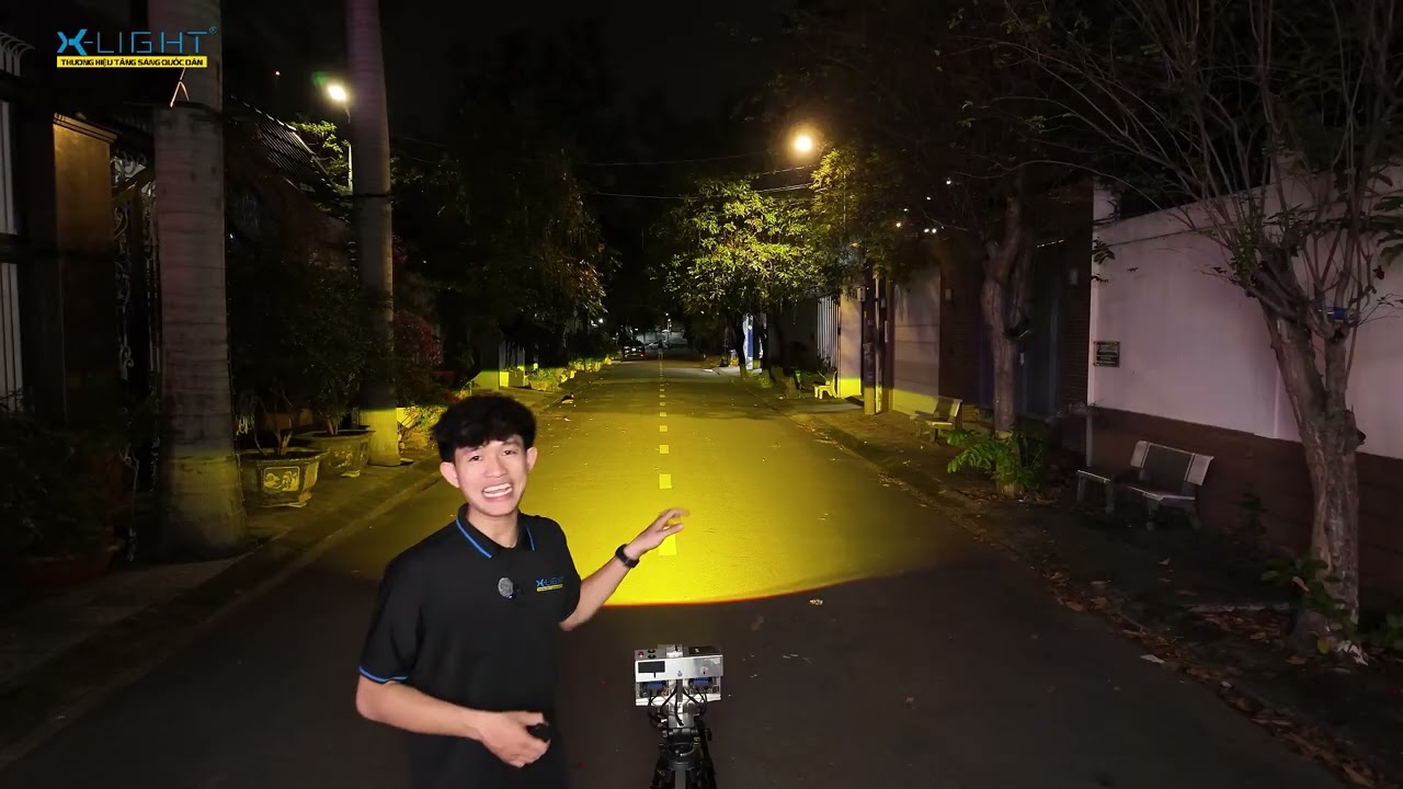 BI GẦM 3 NHIỆT MÀU X-LIGHT 301 V2 - GIẢI PHÁP ÁNH SÁNG CHẤT LƯỢNG CHO NHỮNG CUNG ĐƯỜNG LẠ