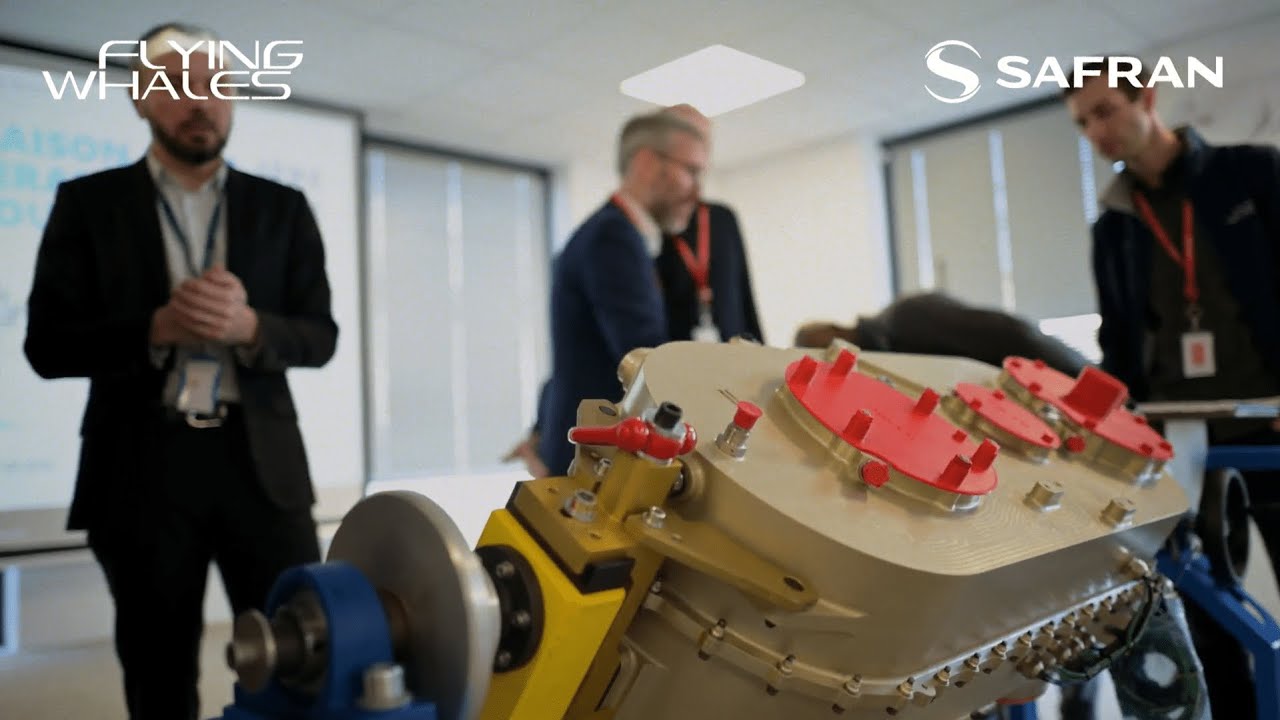 STS has delivered the first prototype of the power transmission system of the LCA60T