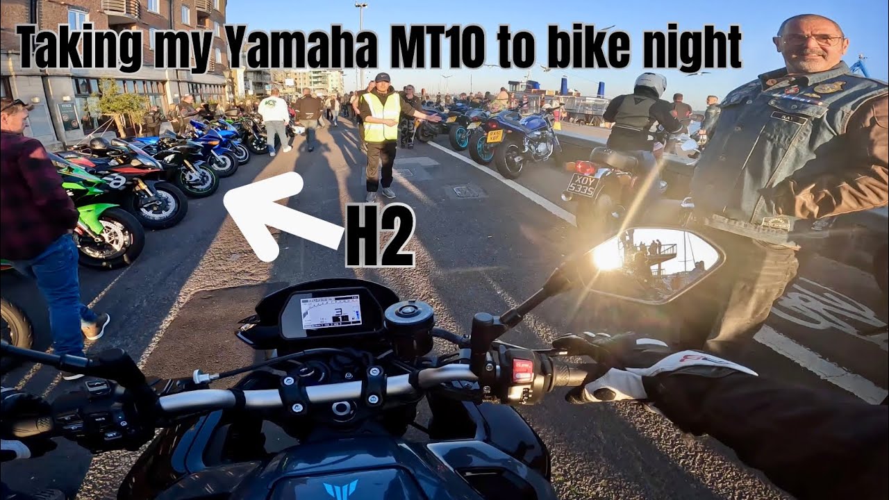 Joining 300+ Crazy bikes at bikenight with my Yamaha MT10