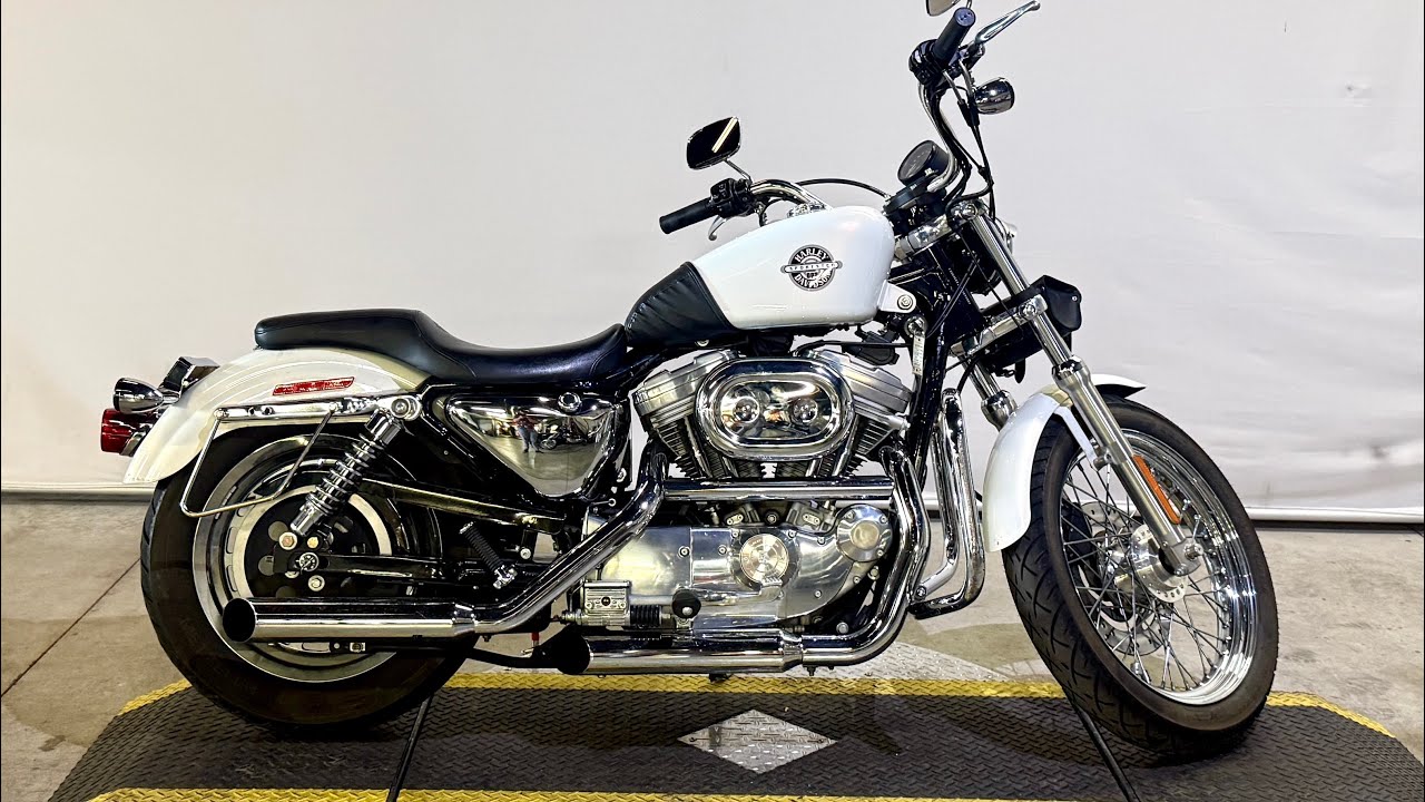 2002 Harley-Davidson® XLH883 - Sportster® Hugger