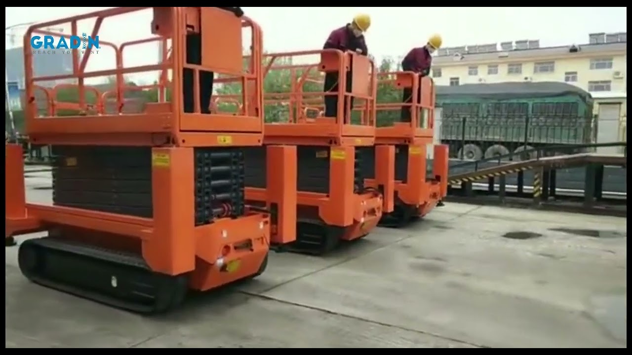 Crawler self-propelled lifting platform—closed travel video