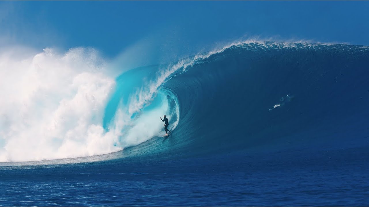 4 HOURS OF INCREDIBLE HUGE CLOUD BREAK WAVES, RELAXING CAFE, SURFSHOP SLOW MOTION SURFING.