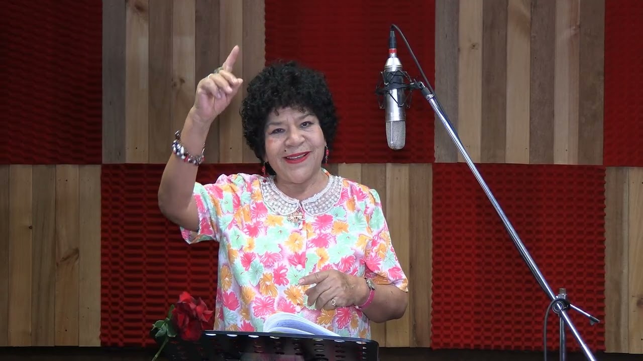 2025  MAYO LA HORA CARISMA-TV AREQUIPA