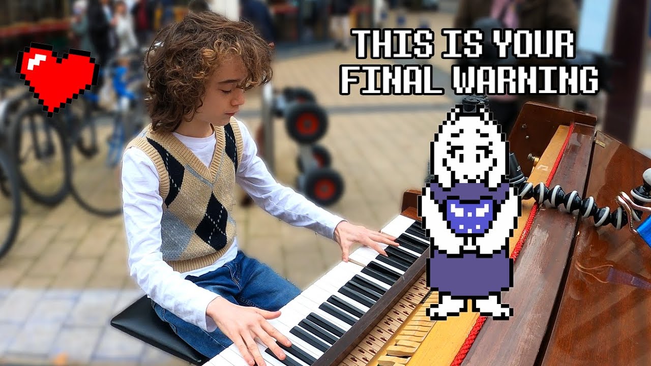Kid plays perfect rendition of FALLEN DOWN (Undertale) and stuns crowd!