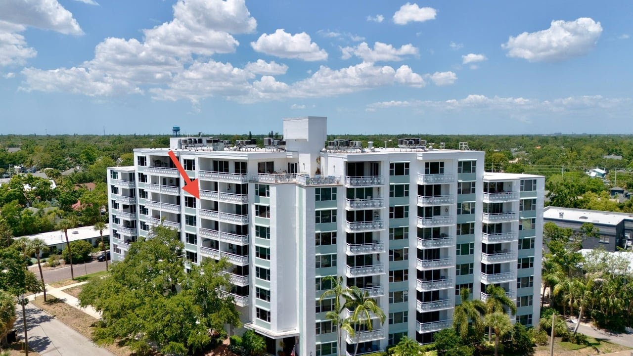 700 Beach Dr NE, St. Petersburg, FL