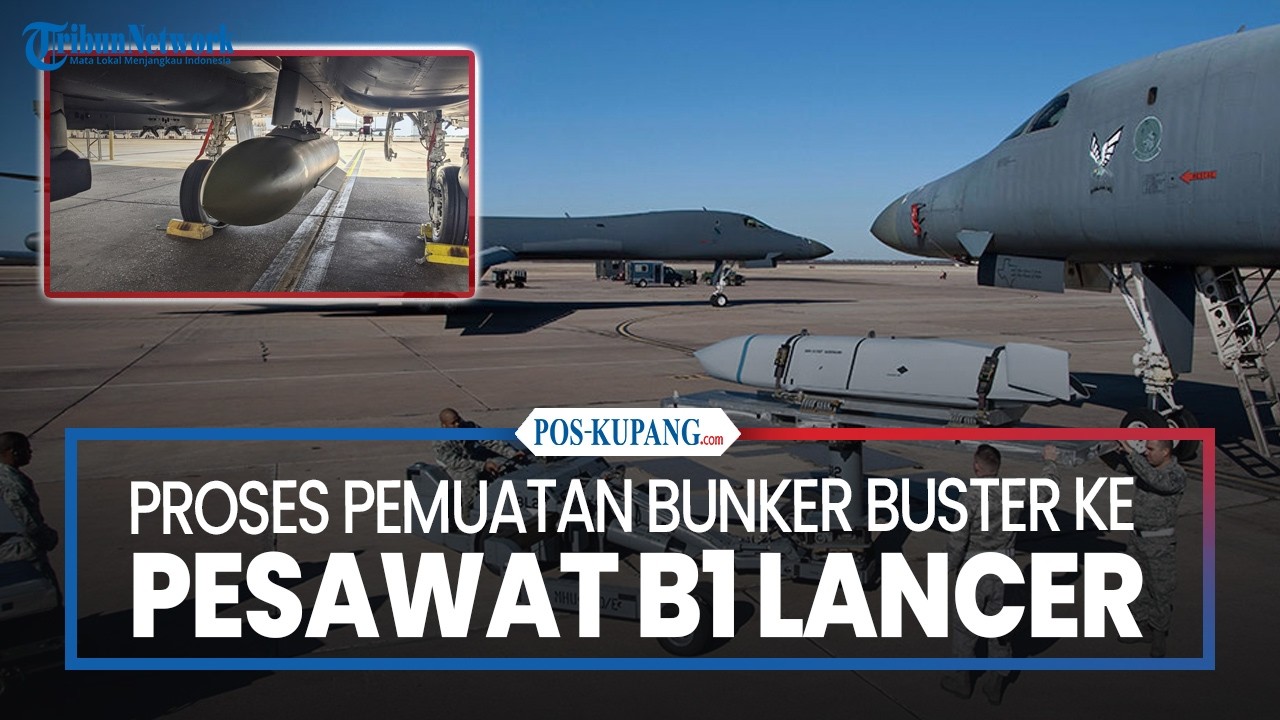 Proses Pemuatan Bunker Buster ke Pesawat Pembom B1 Lancer