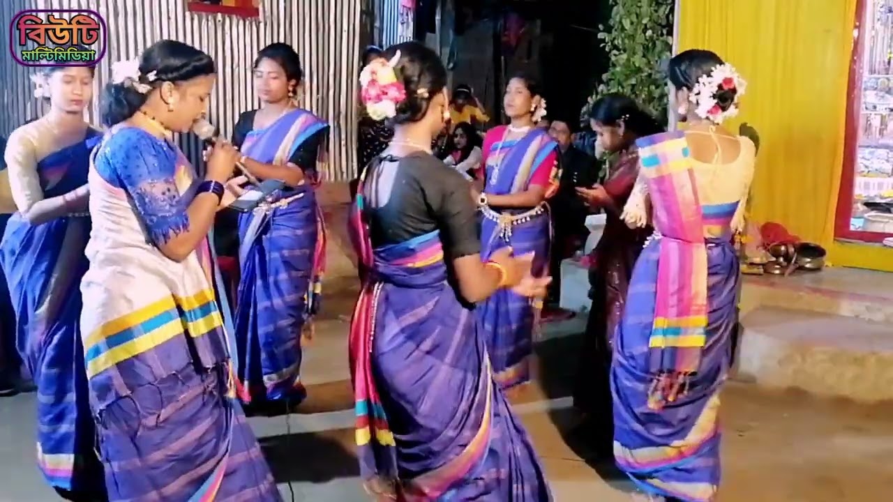 শ্যাম বিচ্ছেদে প্রাণ বাছেনা মইলো গো রাই কাচা সোনা || ধামাইল গান। Sylheti Dhamail gan, beauty Mollik