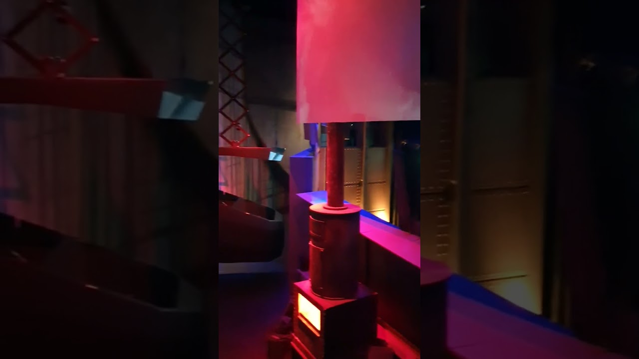 Titanic Belfast Museum Shipyard Ride.