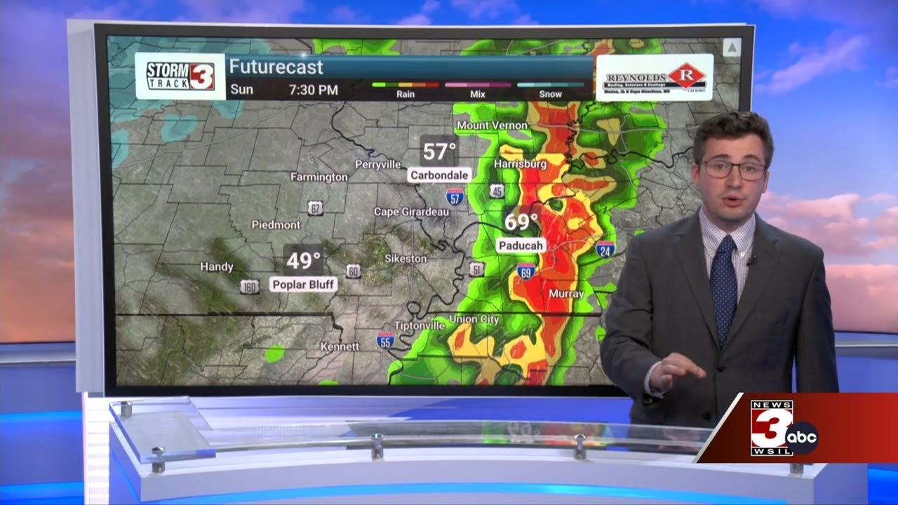 По региону проходят штормы.