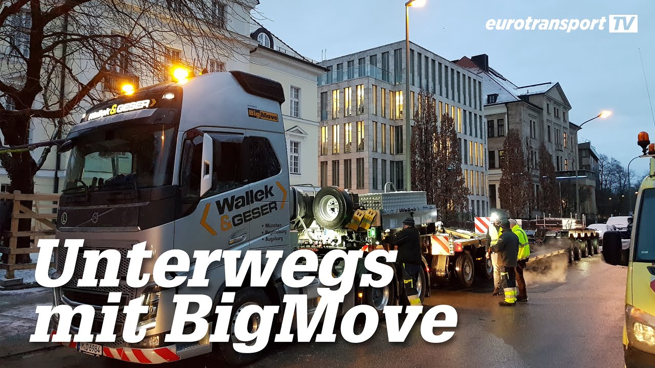 Schwertransport: Mit 70 Tonnen rückwärts durchs Wohngebiet