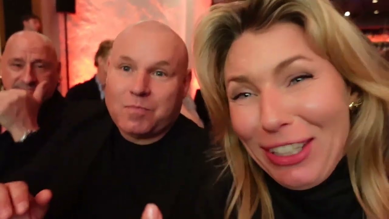 Antonio & Frans #46 Mag Frans nog drinken van Greetje /URK