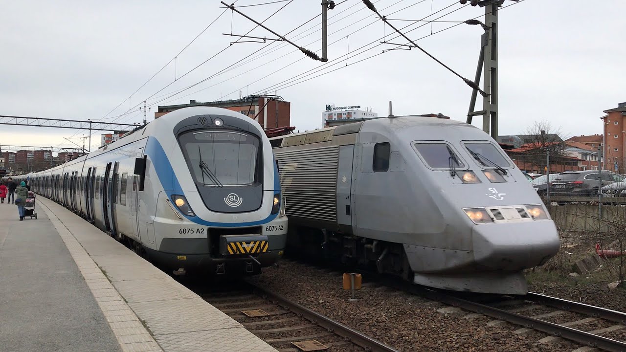 Tåg i Huddinge