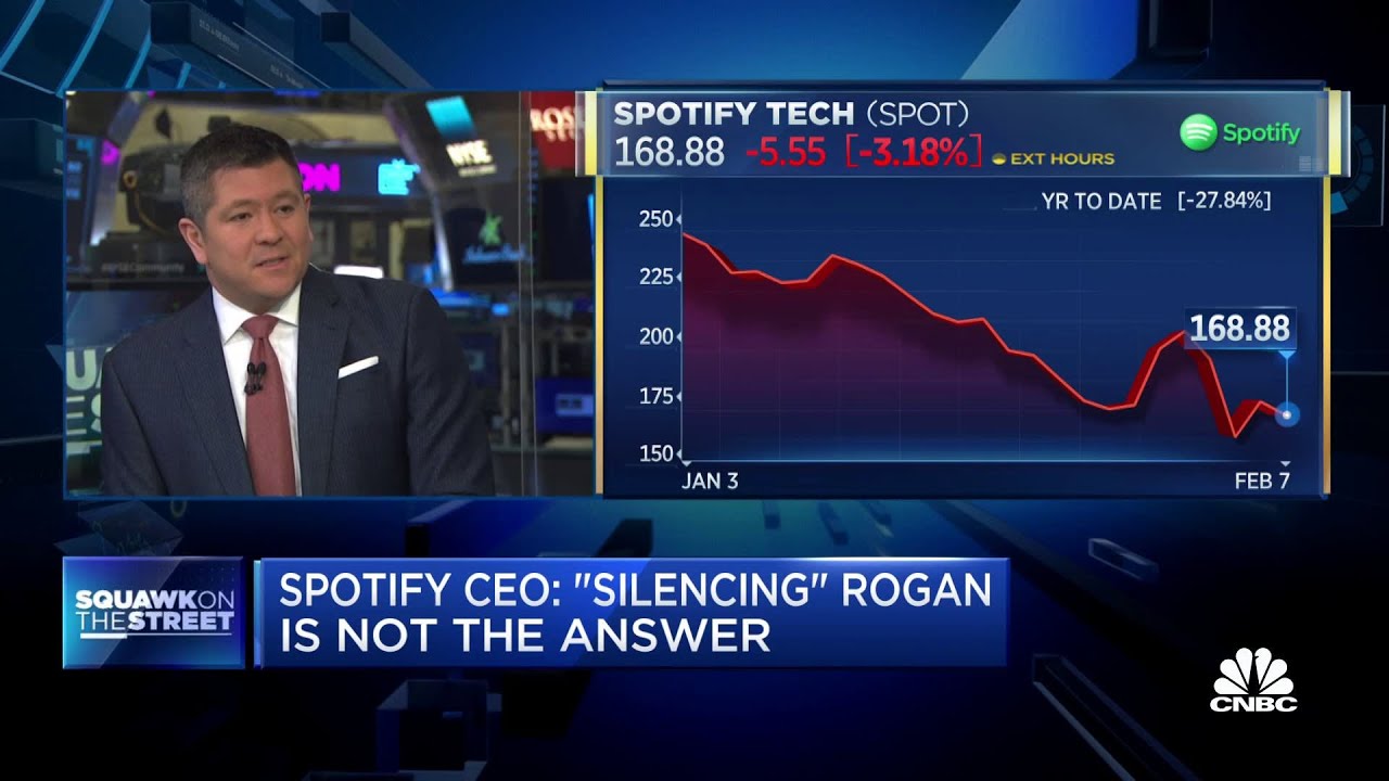 Spotify CEO apologizes to employees for Joe Rogan controversy