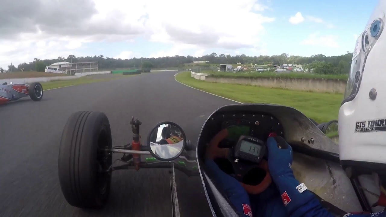 Formula Vee 2018 FVAQ Lakeside Round 2 Race 1 Highlights - 21