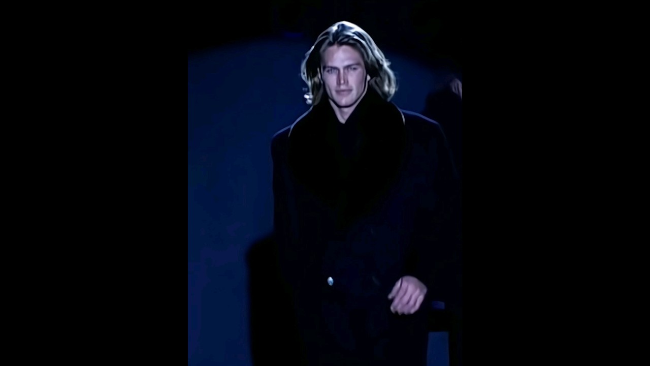 jason lewis for Gucci fall 1995