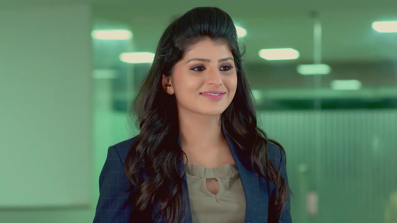 Vikranth is Elated to See Dhruv - Parinayam - Full ep 196 - Zee Keralam - 10-May-204
