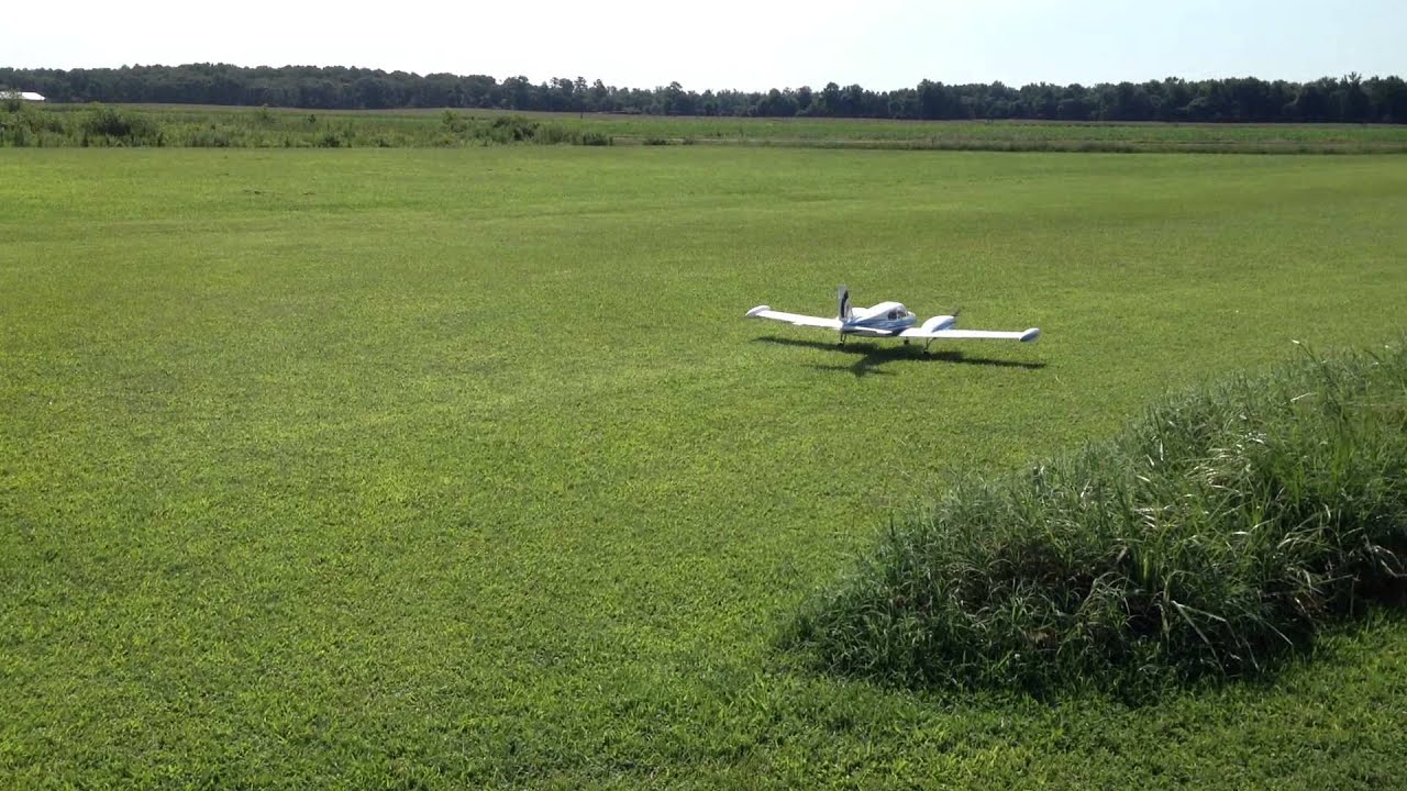 IMG 0237 Twin Comanche First flight take off
