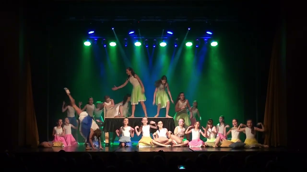 Kaleidoskop 2024 - V peřině