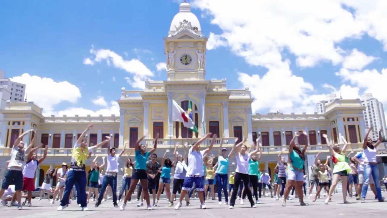 FLASH MOB BH JMJ RIO 2013 - Oficial
