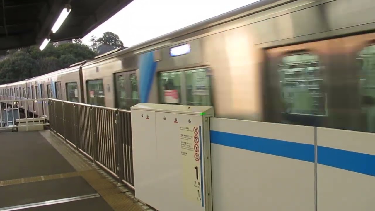 横浜市営地下鉄ブルーライン　4000形　入線　上永谷駅(B-09)