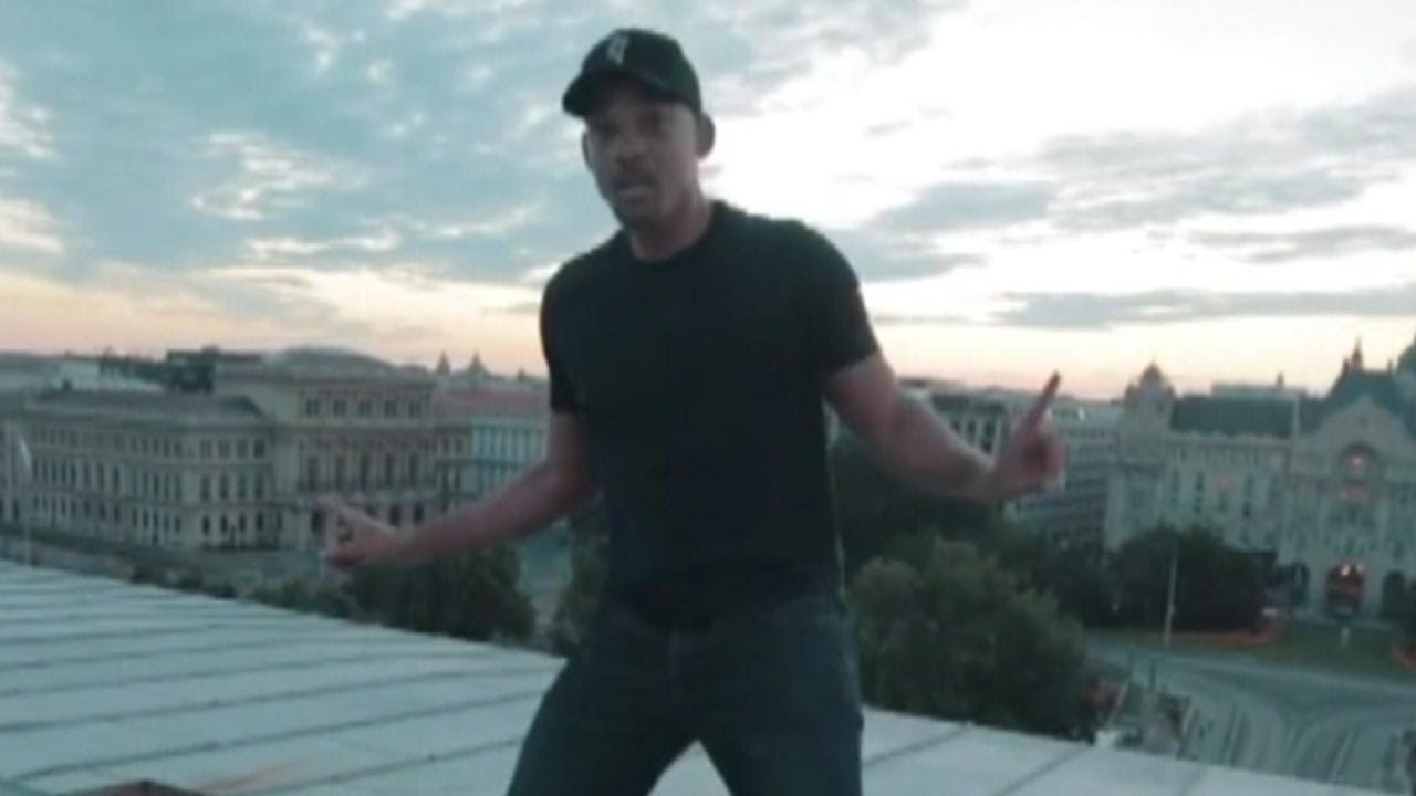 Will Smith Does the &lsquo;Shiggy Challenge&rsquo; in Budapest