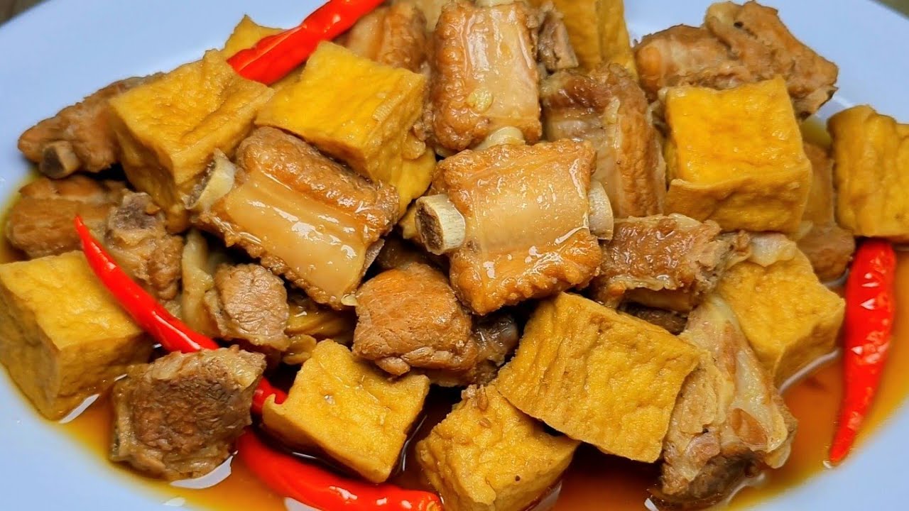 C&aacute;ch l&agrave;m Sườn Non Kho đậu hũ m&oacute;n ăn cơm ngon cho mọi nh&agrave;,thịt kho,thịt kho t&agrave;u hũ - T&uacute; L&ecirc; Miền T&acirc;y