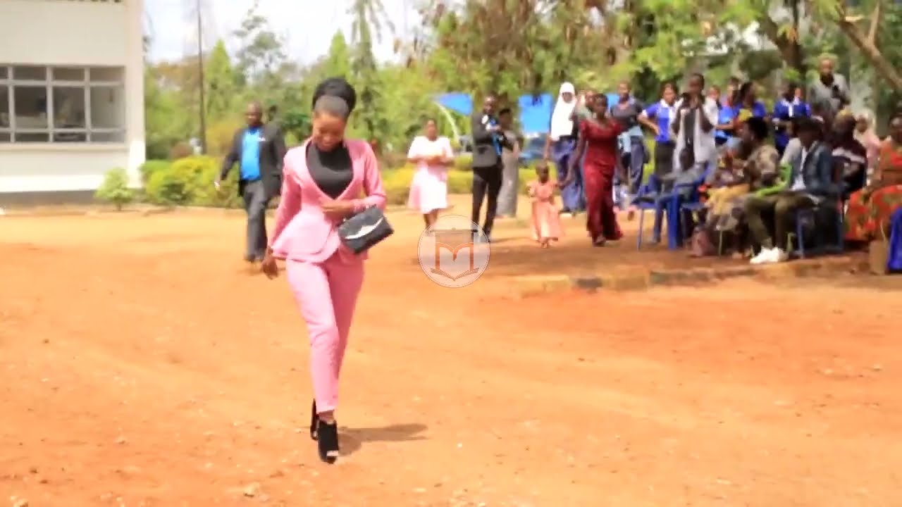 FASHION SHOW ILIYOTIKISA MAHAFALI | MAVAZI YENYE UBUNIFU |  CHUO CHA VETA