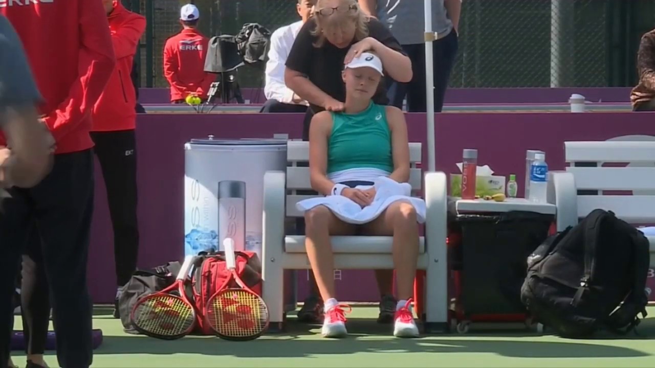 Harriet Dart v Kurumi Nara