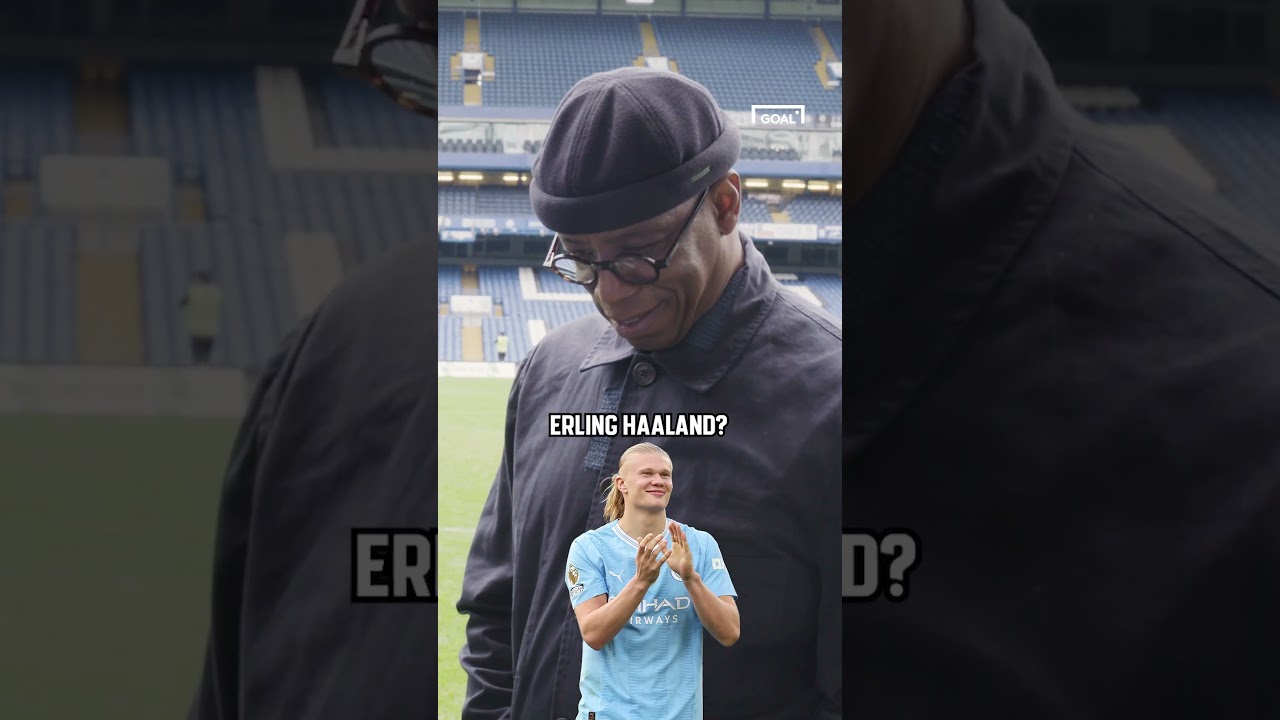 IAN WRIGHT names the BEST FINISHER in FOOTBALL HISTORY 🎯 #shorts