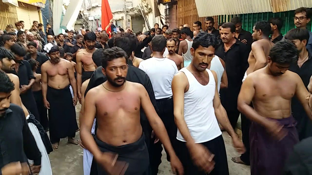 Anjuman Sipah e Abbas Mehrabpur-Sarkar e Hussaini Ka Alamdar   10 muharam 2017 Mir Faiz-2
