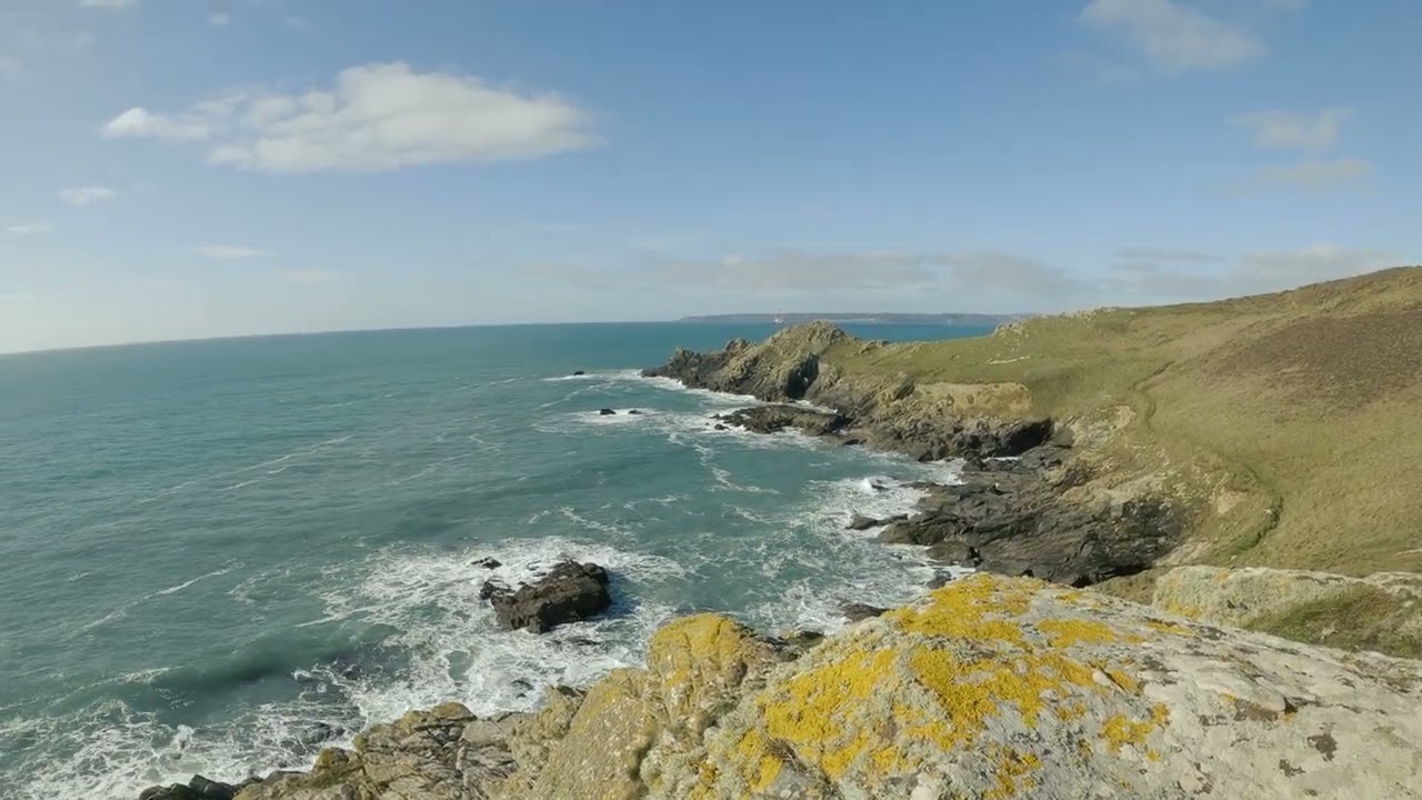 Cornwall Walk 4K - A perfect morning on the south coast.