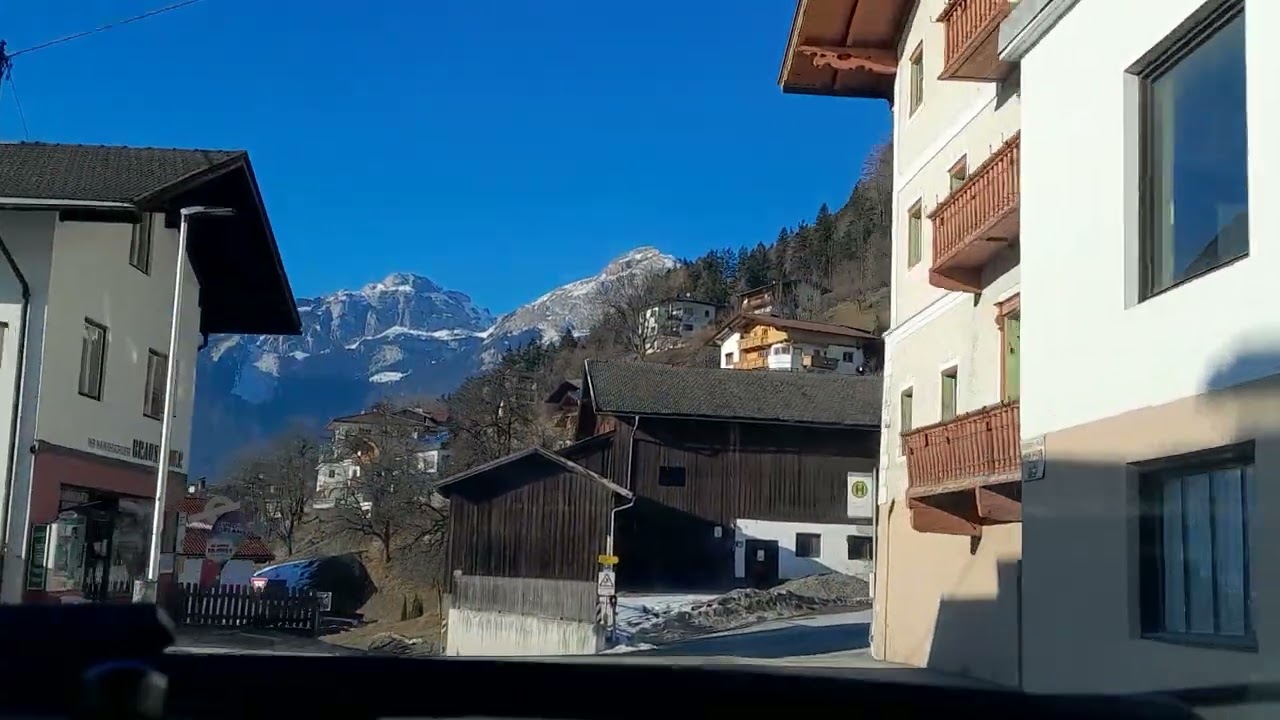 Bruck Imming, Bruck am Ziller, Autofahrt, Zillertal, Tirol, Austria 