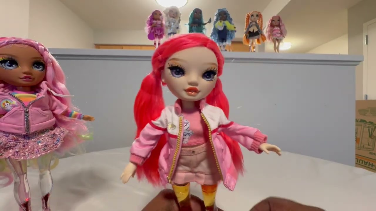 Rainbow High Sparkle & Shine: Dawn doll unboxing & review. We got Rosetta Dawn “