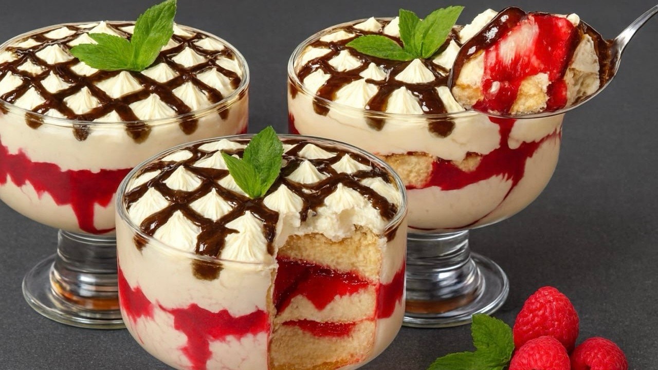 Dessert in 10 Minuten! Schnell, einfach und köstlich! Schokolade und Sahne – es Zergeht auf der Zung
