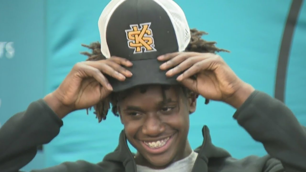 Coral Glades High senior makes school history as first Division I men's college basketball signee