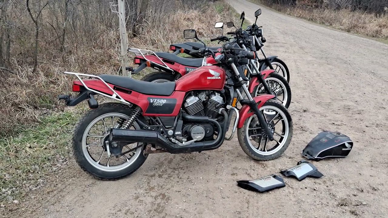 1983 & 1984 Honda VT500FT Ascot Comparison