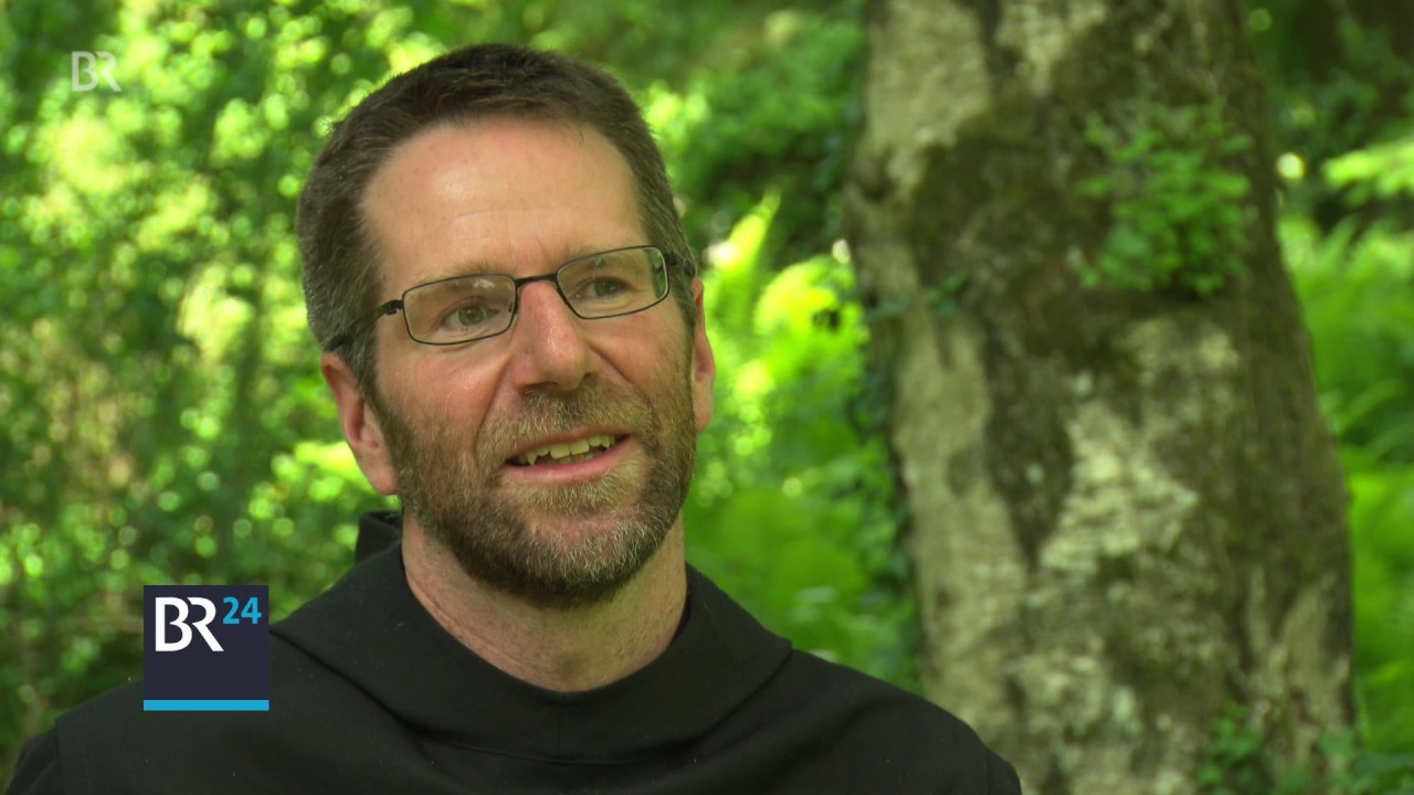 Novize im  Benediktinerorden: Warum will man ein M&ouml;nch werden? | BR24